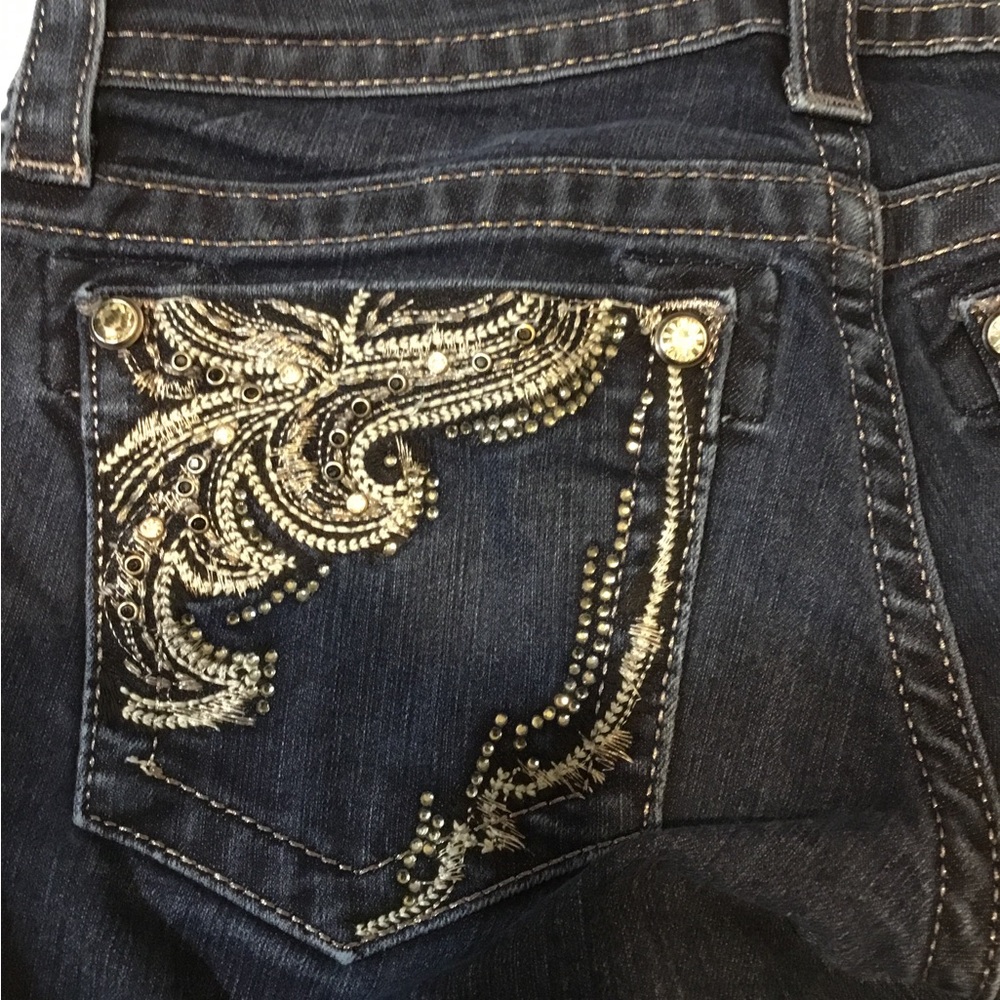 Miss Me Dark Blue Skinny Capris with Silver Embellished Pocket - Picture 9 of 11